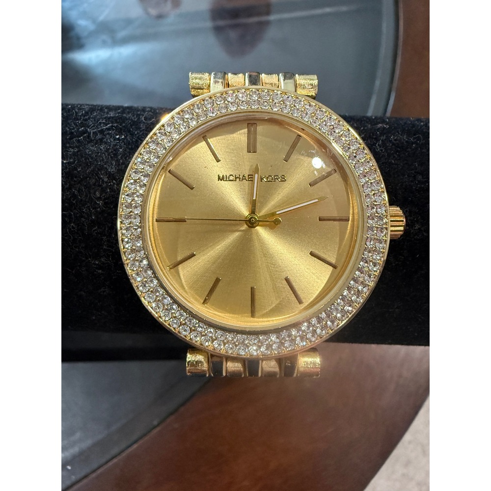 Michael Kors Darci Gold Tone Crystal Pave Bezel Watch MK3191 need new battery